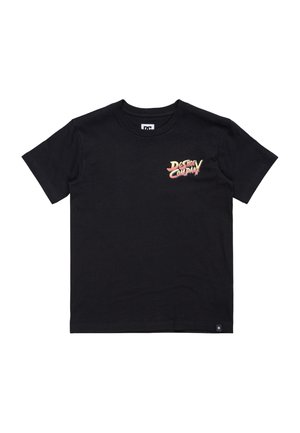 Zwarte katoenen t-shirt met korte mouwen, voorzien van een kleurrijk "DC Shoe Company" logo op de linkerkant van de borst. Effen achterkant.