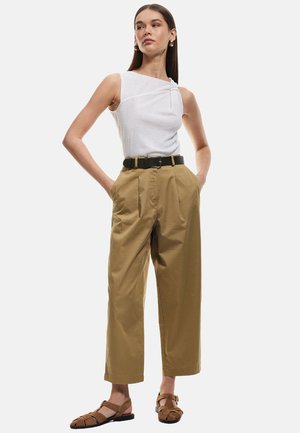 Koton ASYMMETRIC SLEEVELESS - Top - white
