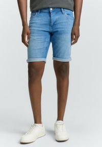 TOM TAILOR DENIM PIERS - Jeansshorts - bright blue denim