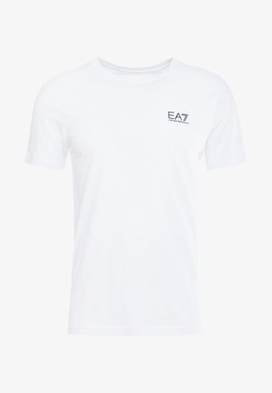 T-shirt bianco in cotone con maniche corte, caratterizzato da un piccolo logo EA7 navy sul petto sinistro. Collo a giro, vestibilità standard, texture liscia.