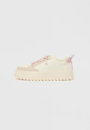 LYSSA - Sneaker low - open pink