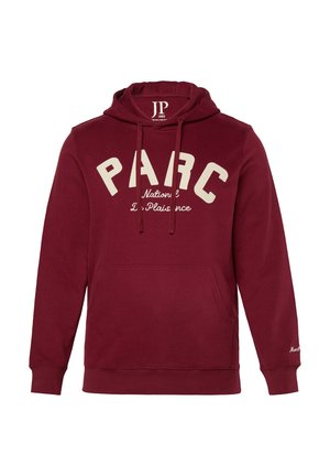 Bordeauxrode hoodie met een kangoeroezak, trekkoord aan de capuchon en grote witte letters "PARC" met daaronder "National" en "Dè Plaisance". Zachte stof.