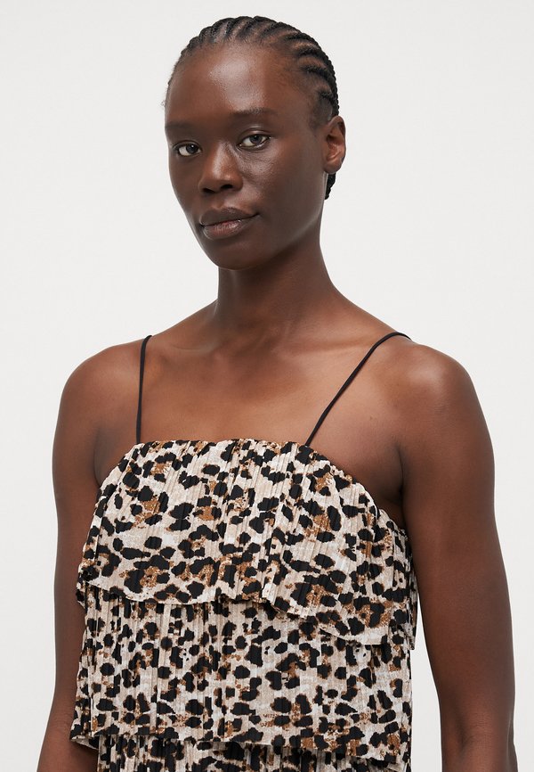 ONLSHEA - Top - humus3