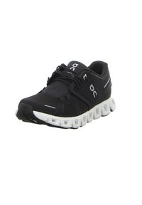 On CLOUD 5 - Sneaker low - black