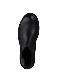Bottine en cuir noir avec une surface lisse, bout arrondi, fermeture éclair sur le côté et doublure intérieure douce d'un coloris bordeaux contrastant.