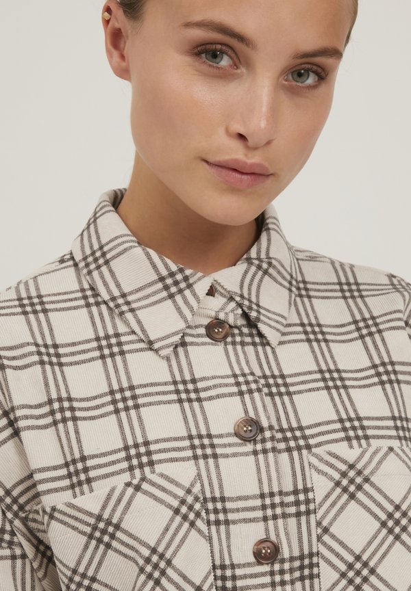 PZLavinda - Button-down blouse2