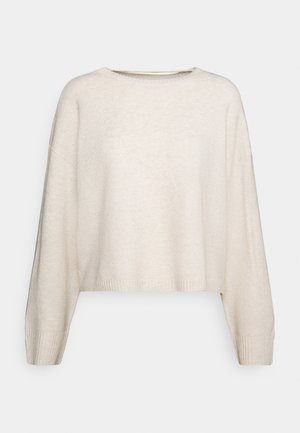 VMDOFFY O NECK BOXY - Stickad tröja - birch