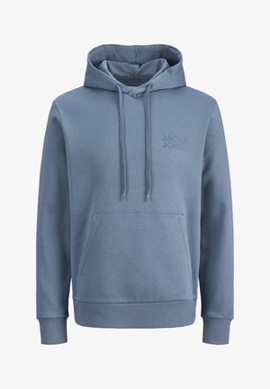 Niebieska bluza z kapturem, z przednią kieszenią kangur, sznurkami do regulacji, ściągaczami na rękawach oraz subtelnym logo "Jack & Jones" na lewej piersi.