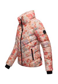 Padded jacket s kvetinovým vzorom v ružovej, oranžovej a sivej farbe. Má vysoký golier, čierne zipsy a elastické manžety.