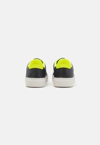 BOSS RHYS - Sportcipő - navy