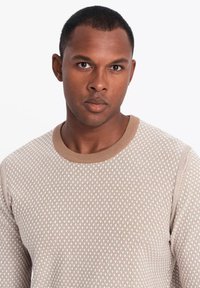 Ombre Strickpullover - coffee
