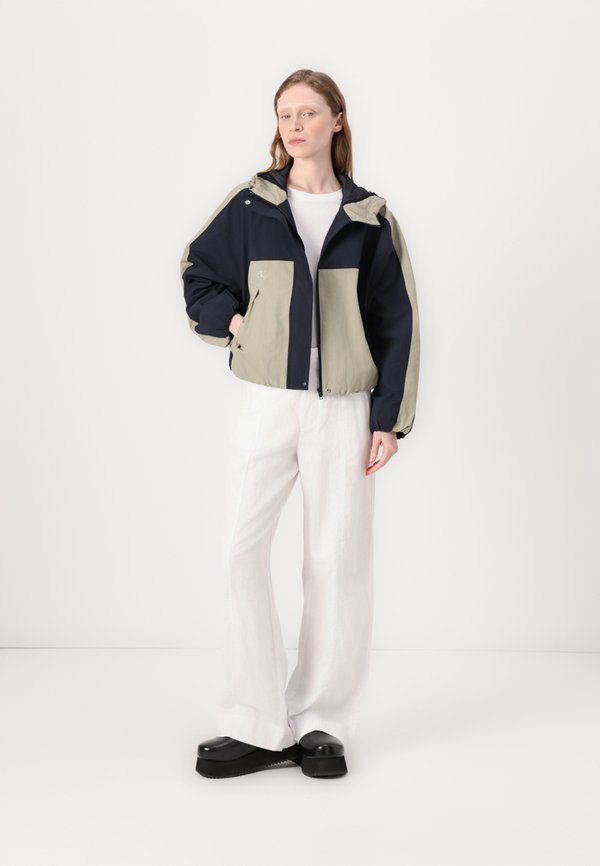 RIBSTOP SHORT JACKET - Light jacket3