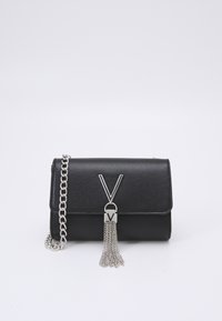 zalando valentino divina