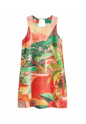 Rochie fără mâneci cu imprimeu tropical care prezintă maimuțe, flamingo, frunze mari, acoperișuri roșii și un peisaj de deal verde.