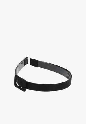 Zwarte haarband van elastisch materiaal met een rechthoekige plastic gesp, voorzien van een gladde textuur en een strak, minimalistisch ontwerp.