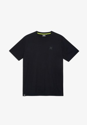 Čierne bavlnené tričko s krátkymi rukávmi, okrúhlym výstrihom, s malým tmavým logom na hrudi a zeleným akcentom na golieri.