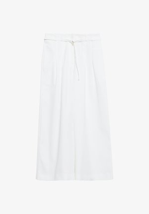 Białe spodnie o szerokich nogawkach z przednimi zakładkami i wąskim paskiem zawiązanym na kokardę w talii.