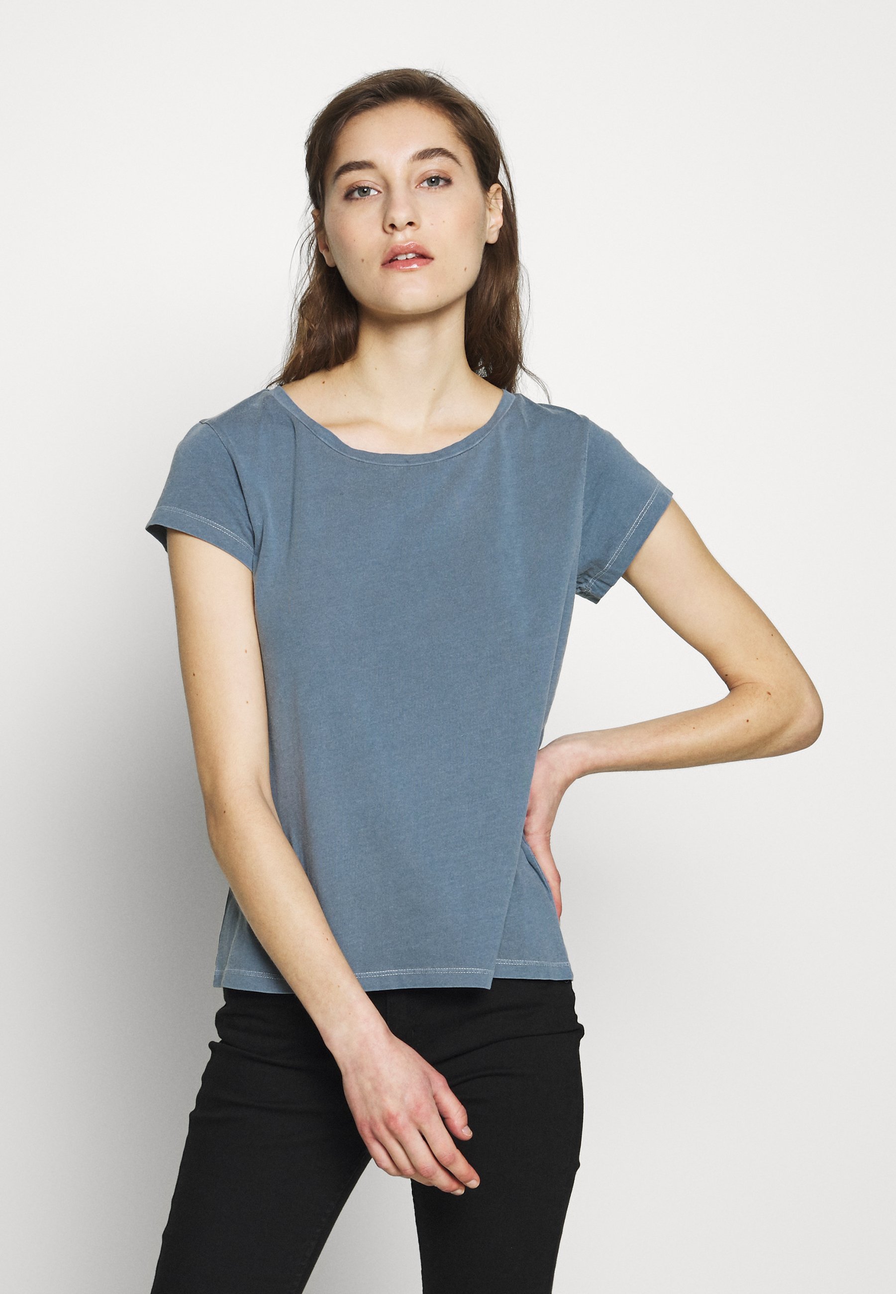 Damen LISS - T-Shirt basic Damen LISS - T-Shirt basic