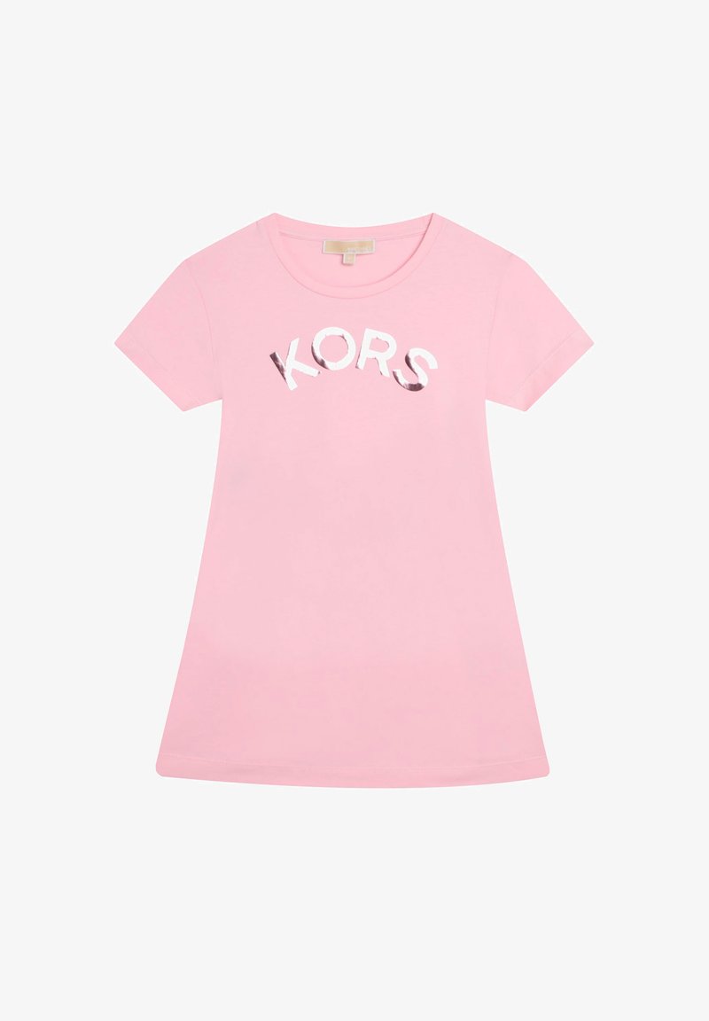 Roze T-shirt met korte mouwen van katoen, met een metallic zilveren "KORS" logo gecentreerd over de borst. Ronde halslijn, losse pasvorm.