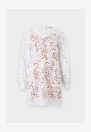 Robe blanche en dentelle à manches longues avec broderie florale, encolure ronde, fente goutte avec lien, et poignets élastiques.