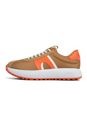 Camper PELOTAS ATHENS - Matalavartiset tennarit - mittelbraun