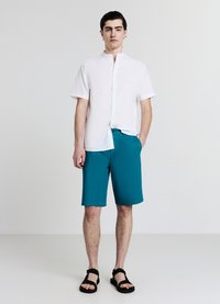 Calliope CAMICIA COREANA MISTO LINO - Hemd - bianco ottico