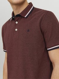 Jack & Jones PAULOS SS NOOS - Poloshirts - cinnabar