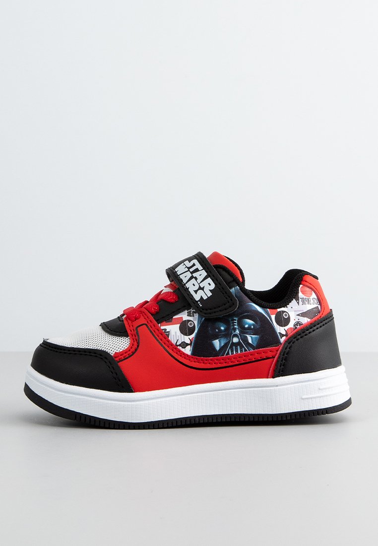 Sneakers low