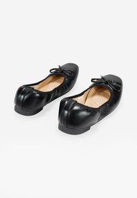 Bosanova CON LAZO - Bailarinas plegables - black