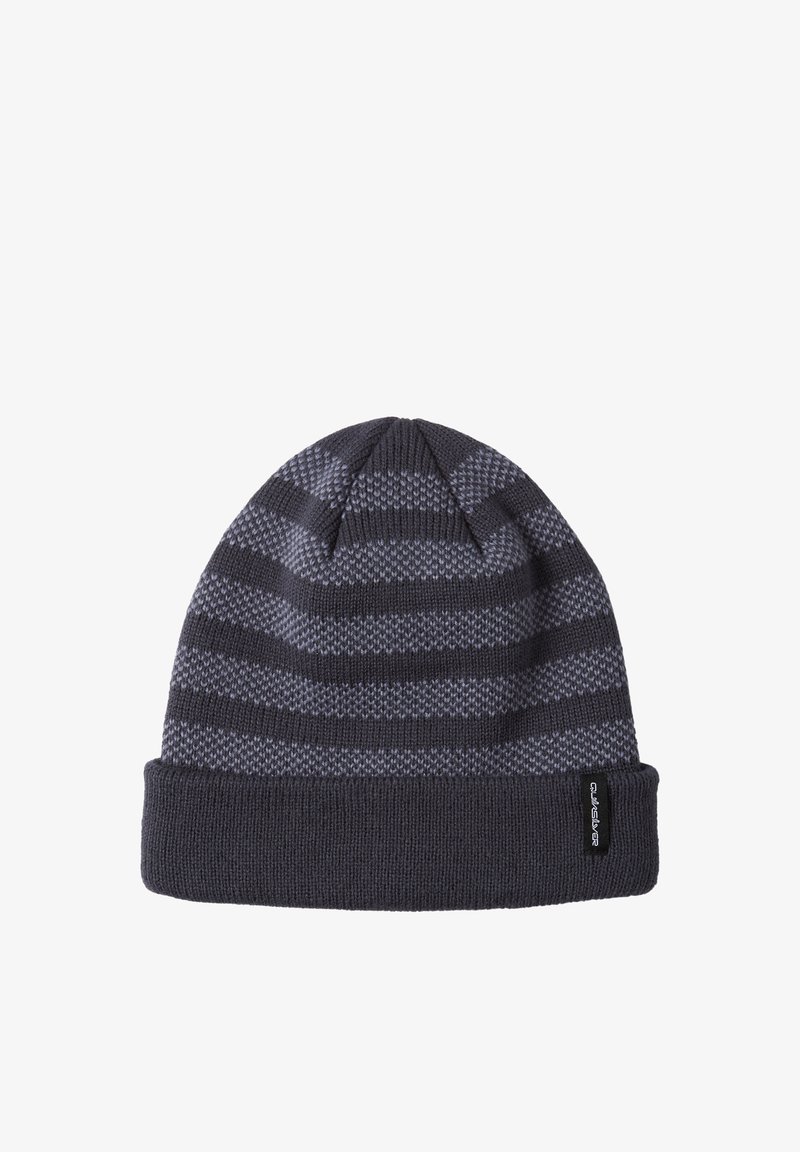 Gebreide beanie in donkergrijs met lichtgrijze strepen, met een omgeslagen boord en een klein logotag aan de zijkant. Zachte textuur en een snug fit.