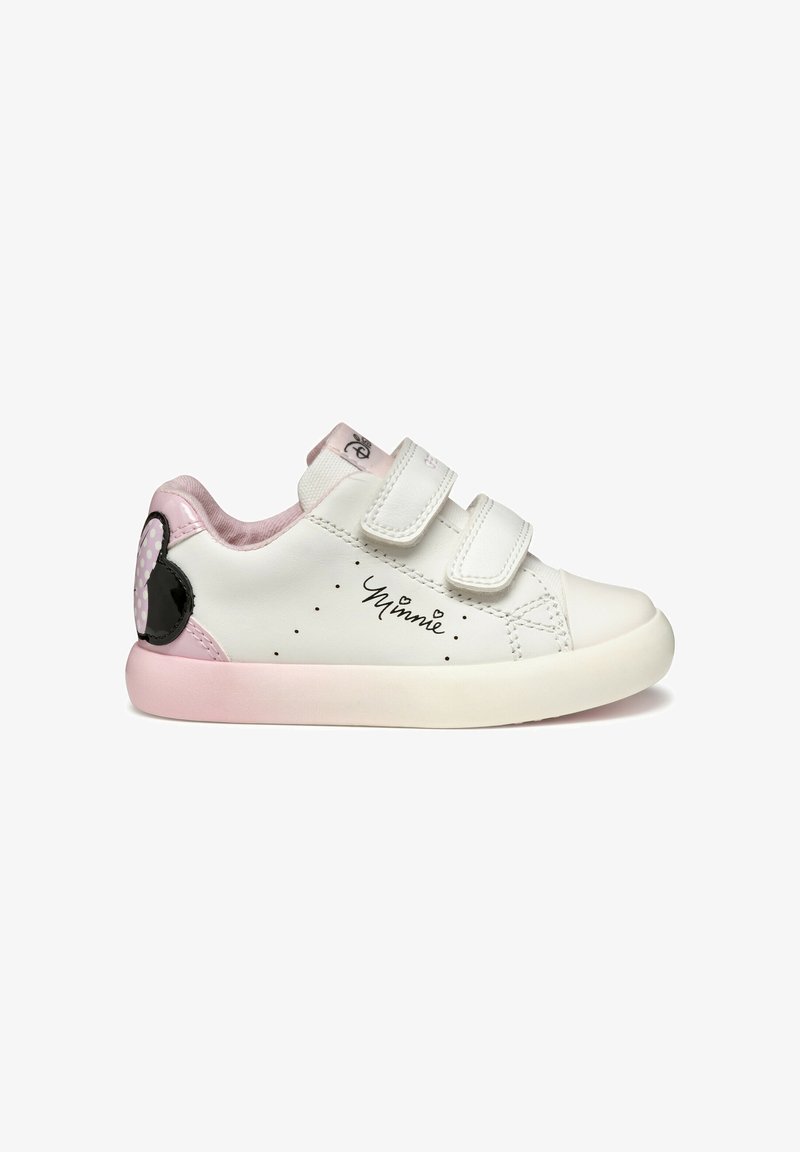 Zapatillas sintéticas blancas con detalles en rosa, dos tiras de Velcro, orejas de Minnie Mouse con lunares blancos y negros, y firma impresa de "Minnie".