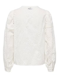 Blouse blanche à manches longues avec broderie florale, détails découpés brodés, et un design légèrement froncé au niveau des manches ballon.