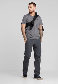 The North Face SIMPLE DOME TEE - T-shirts print - grey