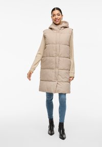 VILA VIMARIA LONG PUFFER VEST - Strukirani kaput - humus