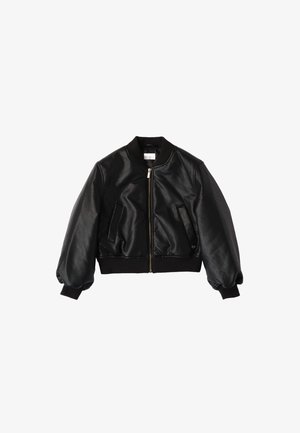 Chaqueta bomber de cuero negro con cierre de cremallera, cuello y puños acanalados, y dos bolsillos laterales. Cuenta con una textura suave y un diseño ajustado.