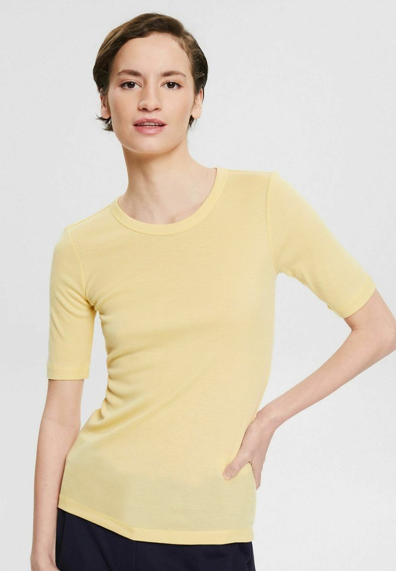 Esprit Tshirts basic dusty yellow/gul Zalando.dk