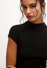 PULL&BEAR Obleka iz džersija - black