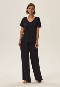 ESOTIQ JULIETTE czarny