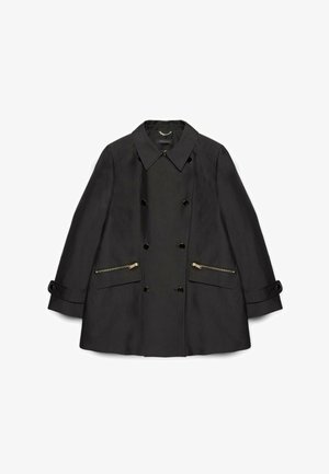 Schwarzer doppelt geknöpfter Mantel mit spitzem Kragen, Reißverschlusstaschen und Bündelriegeln. Hergestellt aus glattem Stoff mit matter Oberfläche.