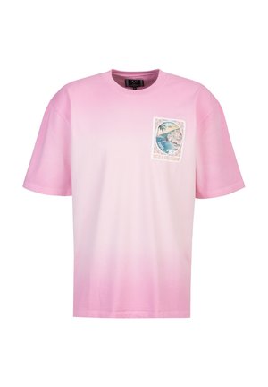 Pinkes Gradient-T-Shirt mit kurzen Ärmeln, das eine kleine Grafik einer Küstenstadt mit Palmen und einem Boot auf der oberen linken Brust zeigt.