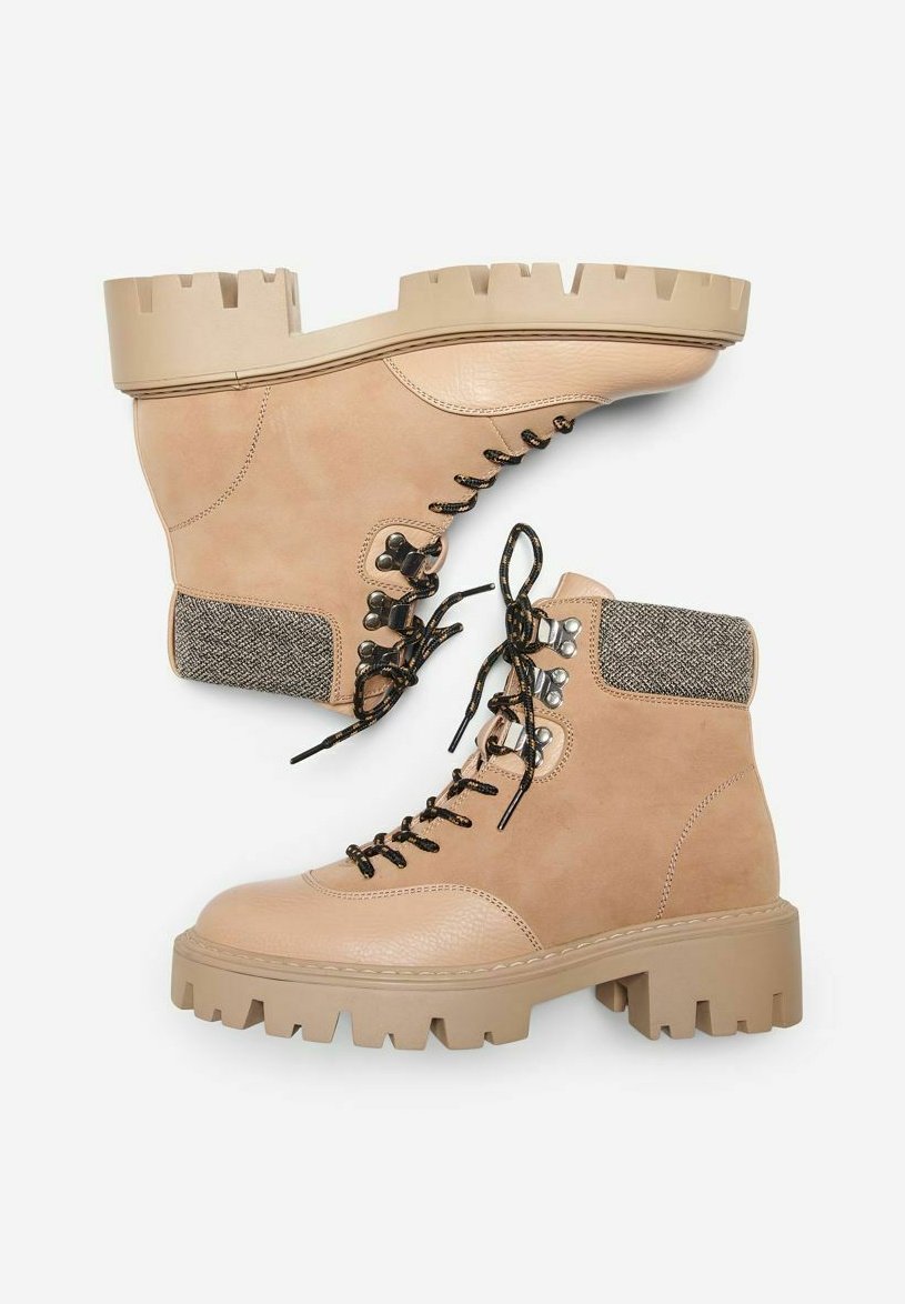 ONLY SHOES Enkellaarsjes met plateauzool - camel - Zalando.be