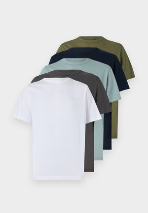 Sechs kurzärmlige T-Shirts mit Rundhalsausschnitt in Weiß, Dunkelgrau, Hellblau, Marineblau, Olivgrün und Dunkelgrün, die einfarbige Farben und eine Baumwollstruktur zeigen.