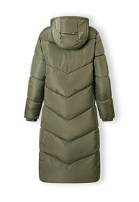 Oliivivihreä vanutakki hupulla, jossa on viisto kuvio, pitkät hihat ja elastiset hihansuut, valmistettu sileästä, kiiltävästä materiaalista.