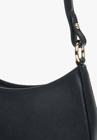 ESTRO WŁOSKIEJ czarny