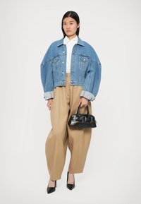 Viktor&Rolf COUTURE SQUARE SHOULDER JACKET - Traper jakna - light blue denim