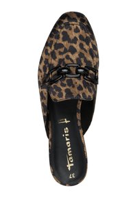 Leopard print slip-on shoe in brown and black fabric with a flat sole. Features a black chain accent across the instep. Gold logo inside.