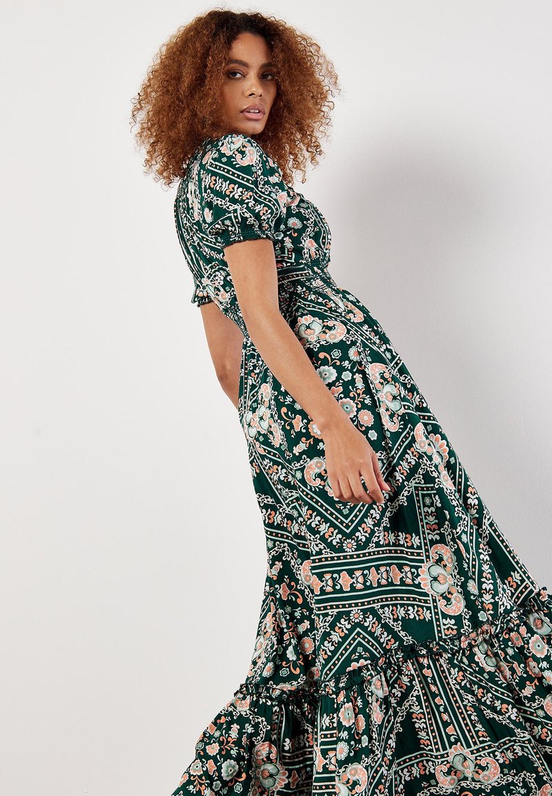 Apricot SMOCKED - Maxi dress - green - Zalando