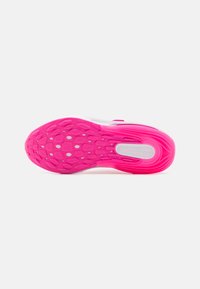 Nike Performance AIR ZOOM ARCADIA 2 UNISEX - Laufschuh Straße - laser fuchsia/white