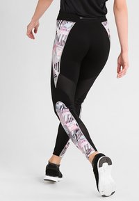 Hunkemöller Trikoot - black