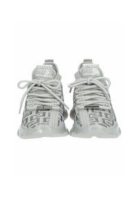Thumbnail Image 6
